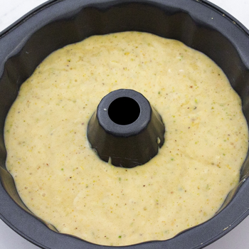 pistachio_bundt_cake_howto_web-4