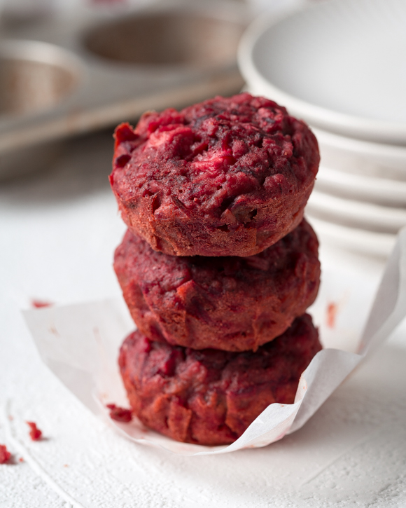 apple_beet_oat_muffins_-portrait_hero_web-1