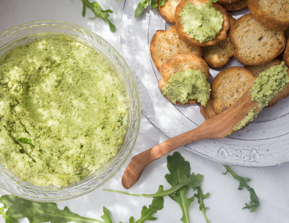 Featured image for “Arugula and Cashew Spread”