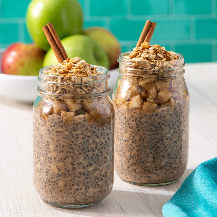 Quick & Easy Apple Crisp Overnight Oats